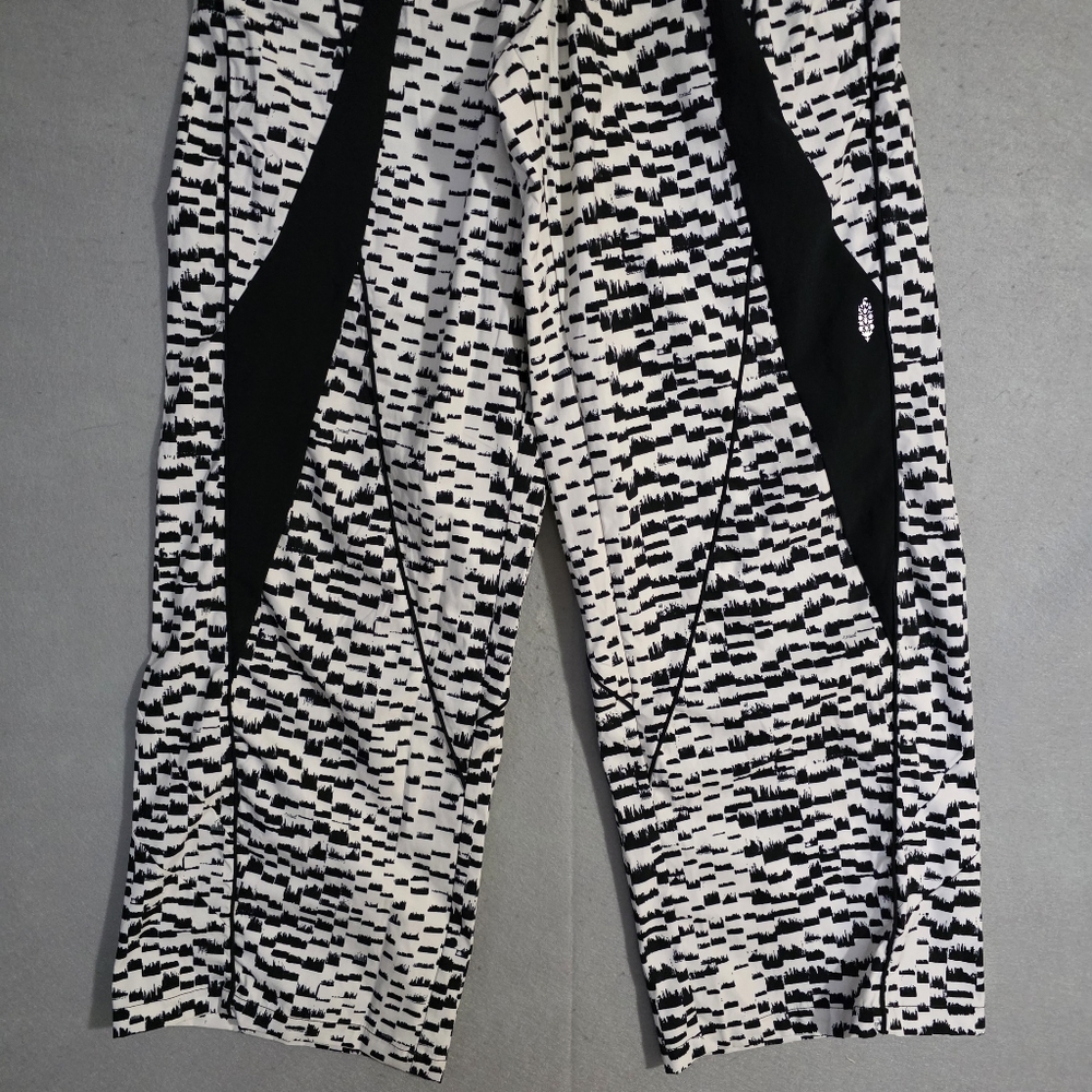 NWOT Free People Movement High Waosted Aces Printed Joggers Wide Leg Size XS - Picture 7 of 10